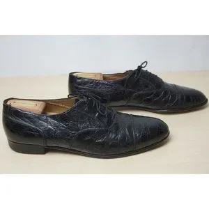 Salvatore Ferragamo | Shoes | Salvatore Ferragamo Black Cap  display picture 1